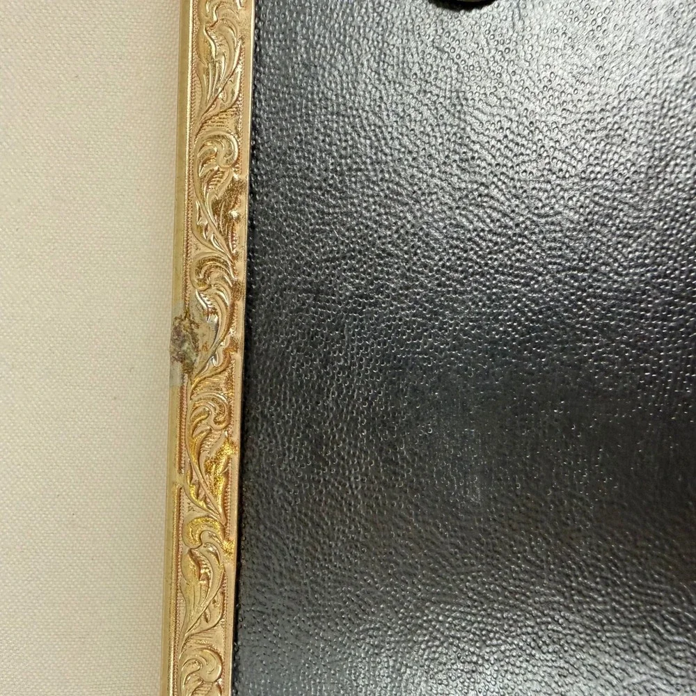 Vintage Gold Tone Embossed Scalloped Picture Frame Tabletop Wall Hang 8x10